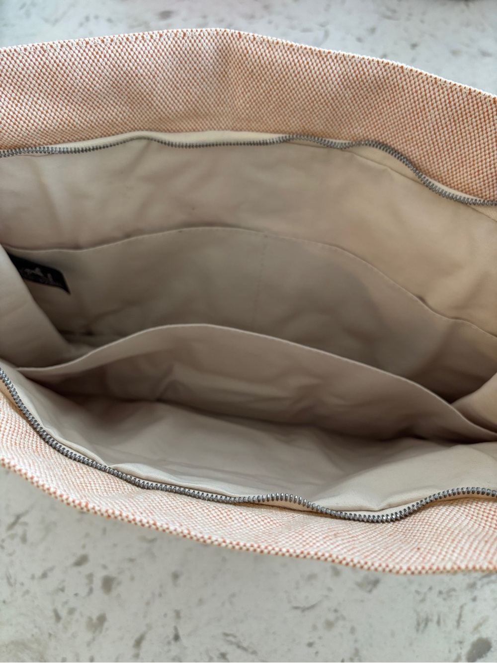 HERMÈS Orange & Cream Toto Collection Cosmetic Case - Picture 6 of 9